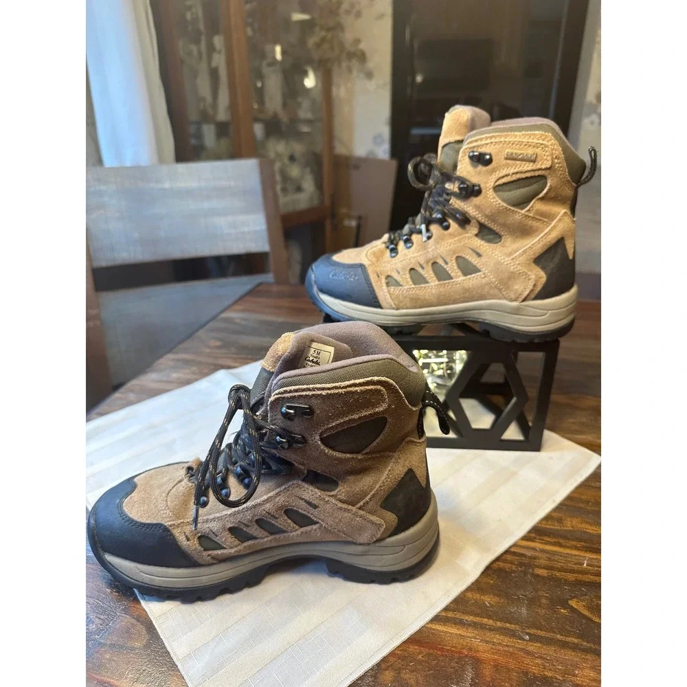 Cabelas youth hiking